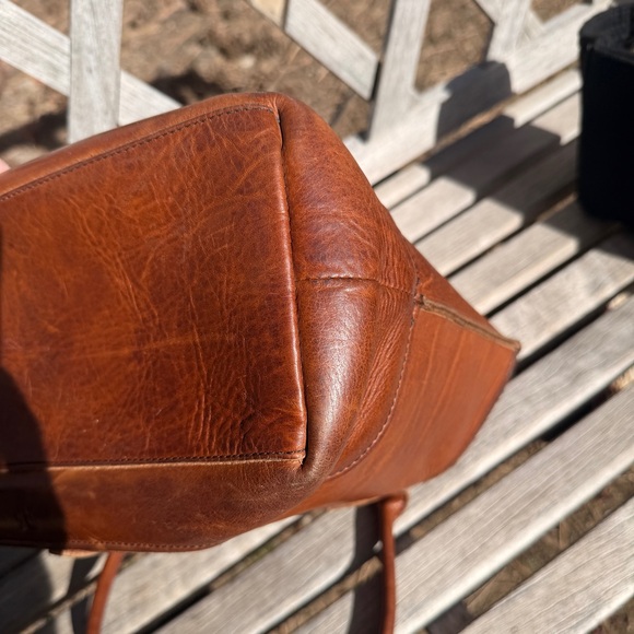 EUC Frye Leather Tote w/Removable Pouch - Picture 7 of 12